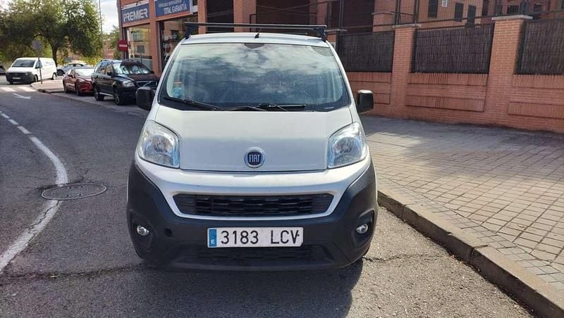 Usado Fiat Fiorino 69 CV (50 kW) 2019 Blanco Monovolumen