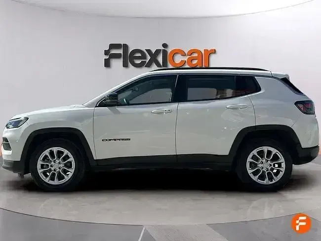 Usado Jeep Compass Longitude 130 CV (95 kW) 2021 Blanco SUV