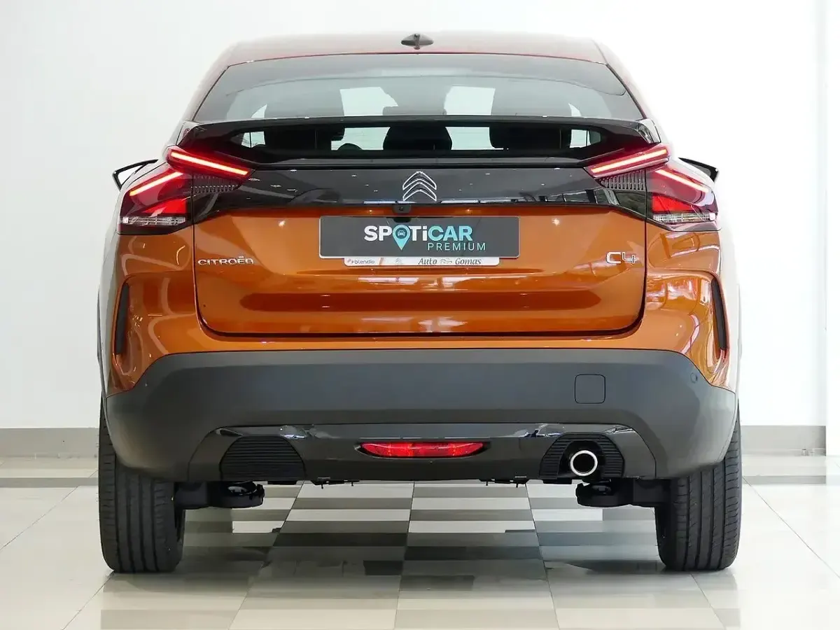 Usado Citroën C4 Feel 131 CV (96 kW) 2022 Marrón Utilitario
