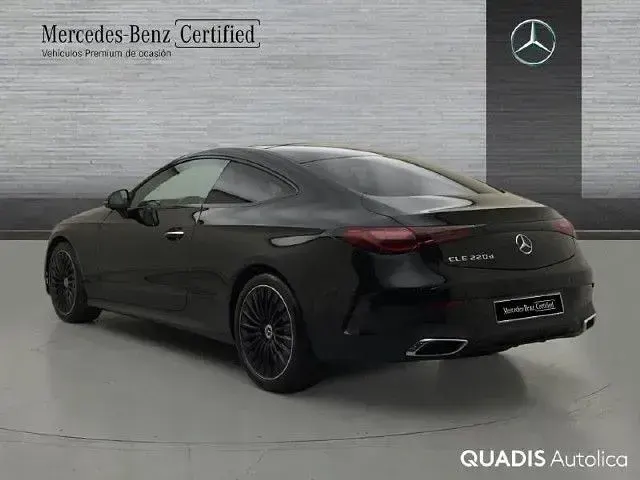Usado Mercedes CLE220 197 CV (144 kW) 2025 Negro obsidiana