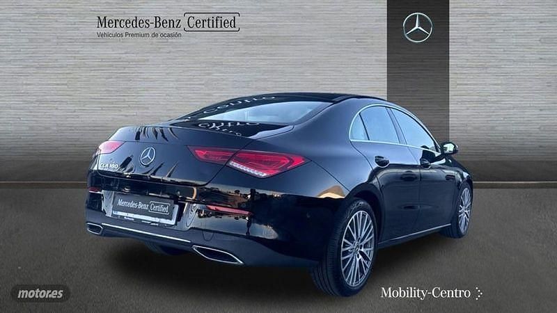 Usado Mercedes CLA180 Progressive 136 CV (100 kW) 2020 Nachtschwarz  unilack Berlina