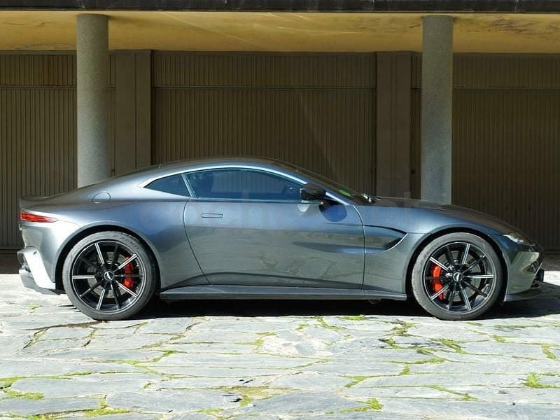 Usado Aston Martin V8 Vantage 510 CV (375 kW) 2021 Gris / plata Coupe