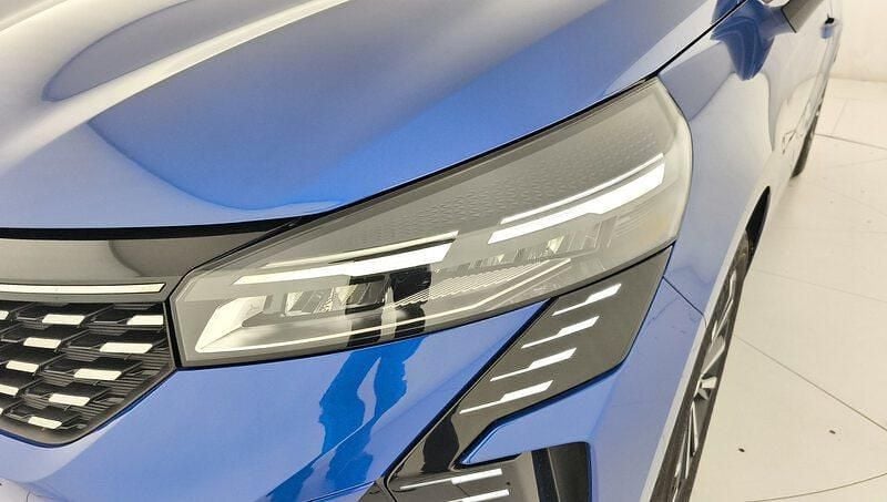 Usado Renault Clio V Techno 100 CV (73 kW) 2025 Azul Berlina