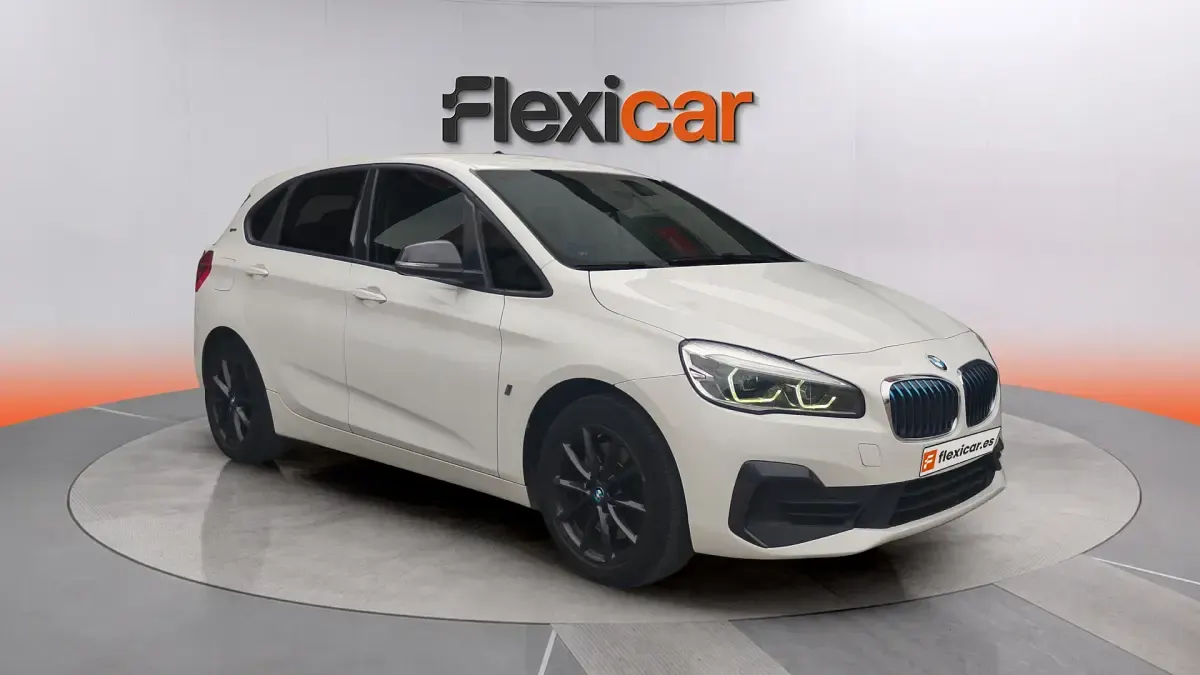Usado BMW 225 Active Tourer iPerformance 224 CV (164 kW) 2019 Monovolumen