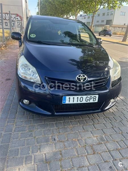 Azul Usado 2009 Toyota Verso Active Monovolumen | 5600 € (Precio justo) - Imagen 1/4