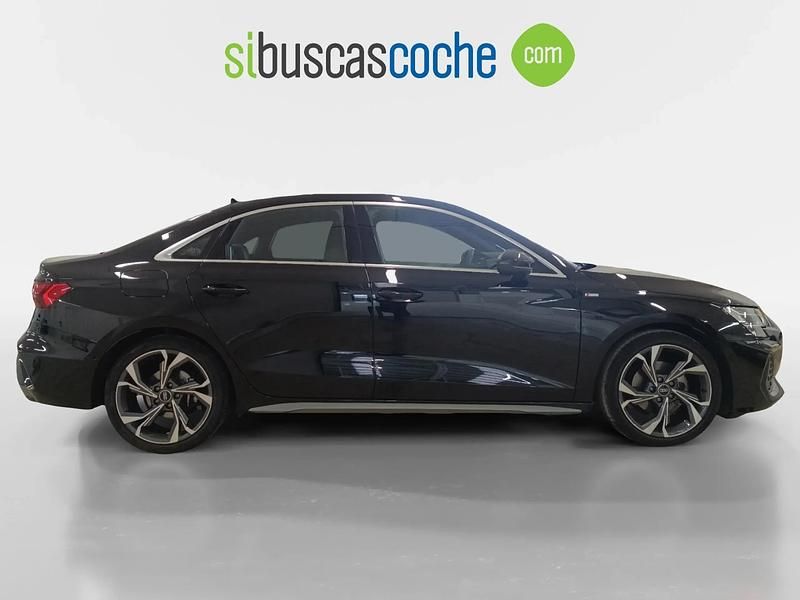 Usado Audi A3 S-Line 150 CV (110 kW) 2025 Negro