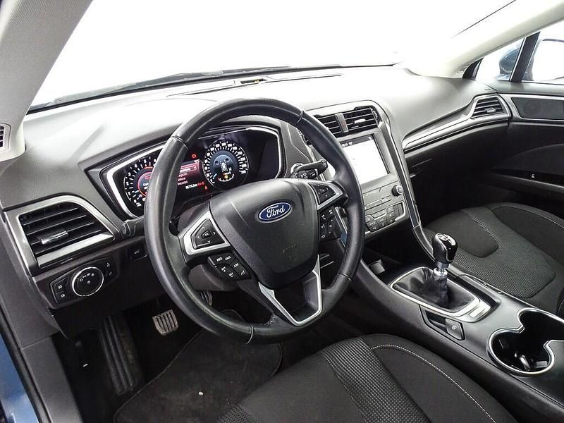 Usado Ford Mondeo ST-Line 150 CV (110 kW) 2019 Blanco Berlina