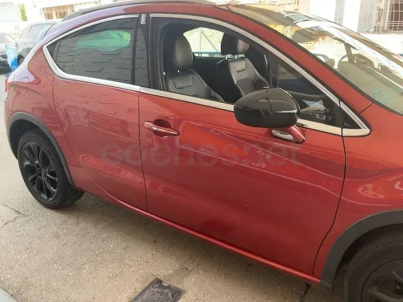Usado DS Automobiles DS4 Crossback Style 120 CV (88 kW) 2017 Granate SUV