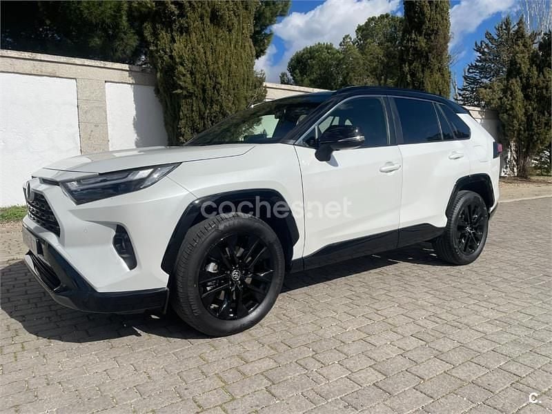 Usado Toyota RAV4 Hybrid Style 222 CV (163 kW) 2023 Blanco SUV