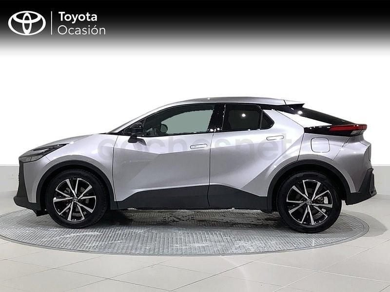Usado Toyota C-HR Advance 140 CV (102 kW) 2025 Gris / plata SUV