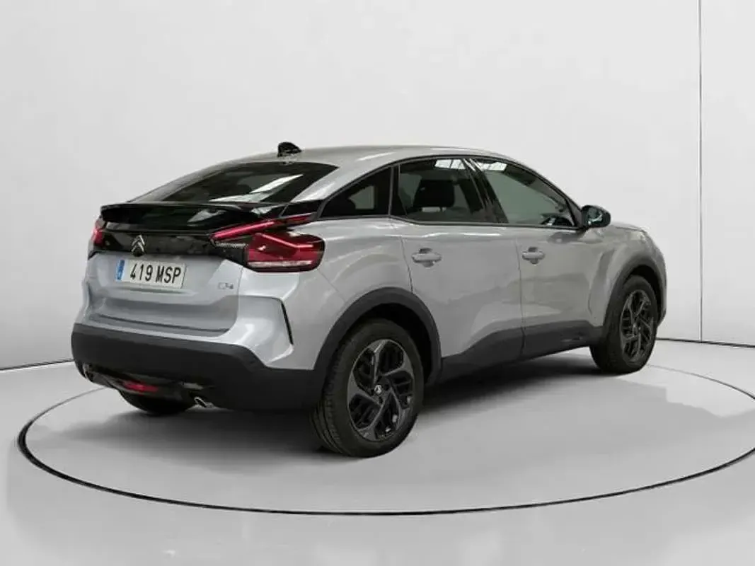 Usado Citroën C4 136 CV (100 kW) 2024 Gris SUV