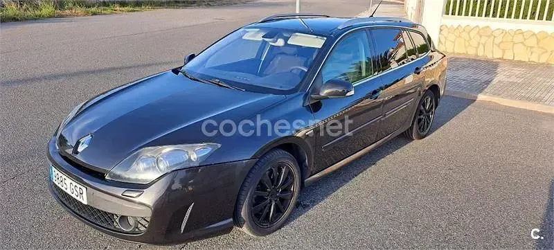Usado Renault Laguna III GT 150 CV (110 kW) 2010 Negro Familiar
