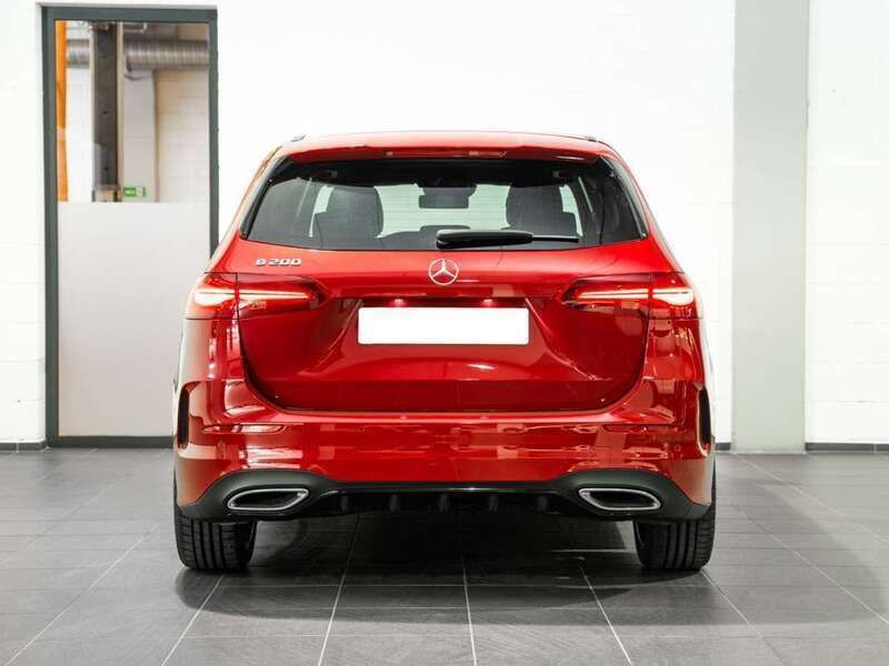 Usado Mercedes B200 163 CV (119 kW) 2023 Burdeos Monovolumen