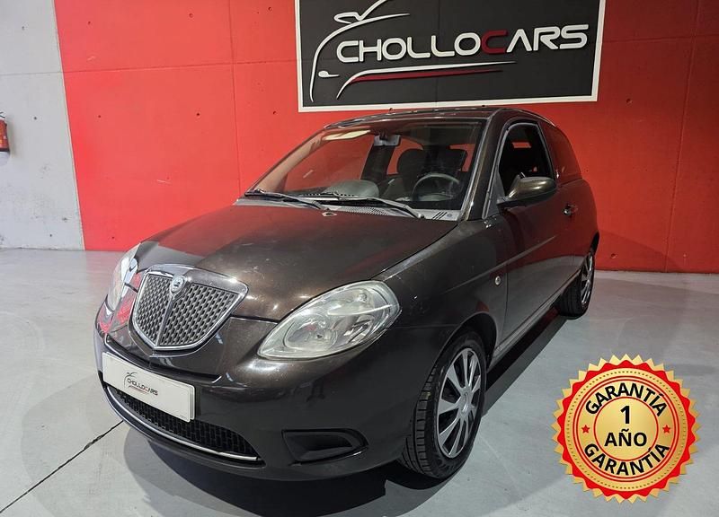 Usado Lancia Ypsilon 95 CV (69 kW) 2008 Marron Utilitario