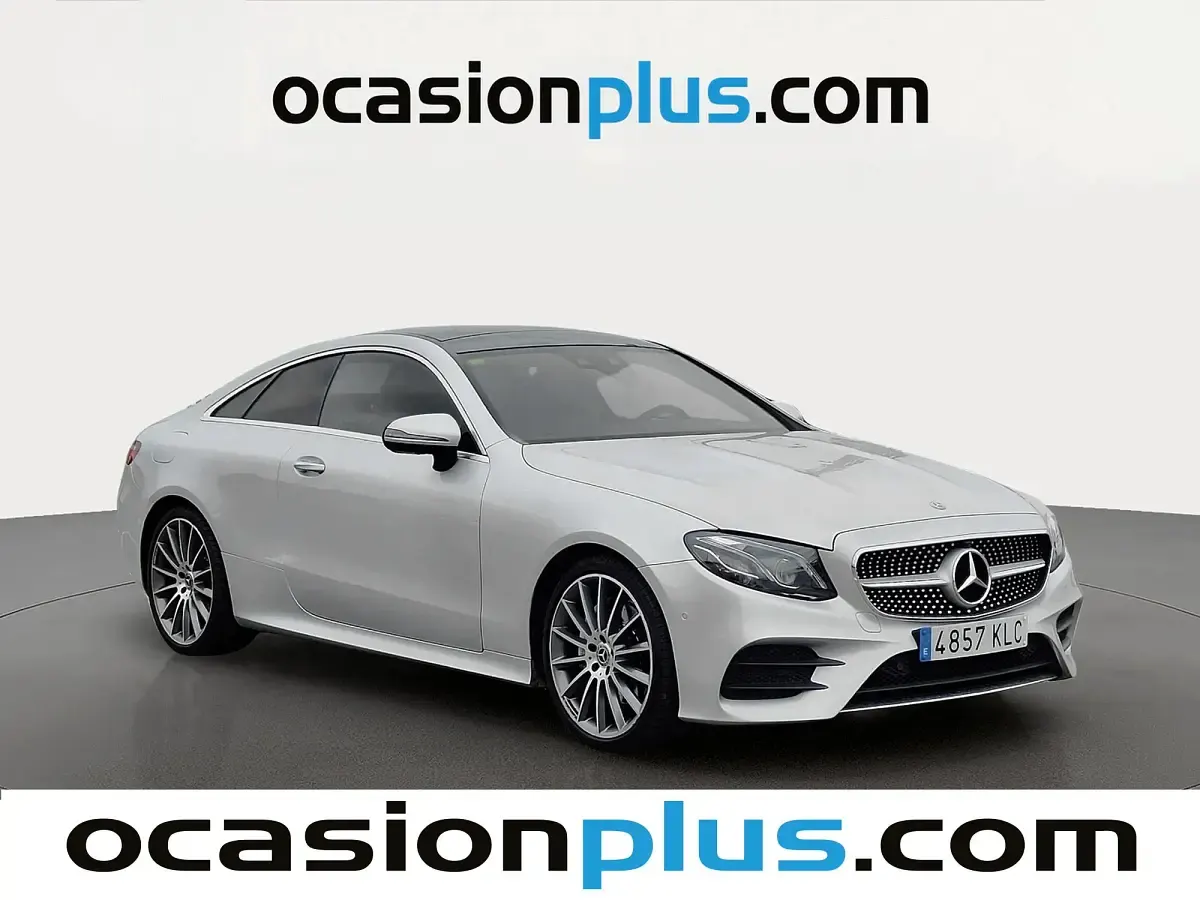 Usado Mercedes E220 AMG 194 CV (142 kW) 2018 Gris plata Coupe