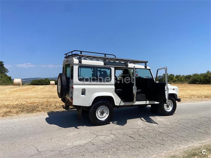 Usado Land Rover Defender S 122 CV (89 kW) 2008 Blanco Familiar