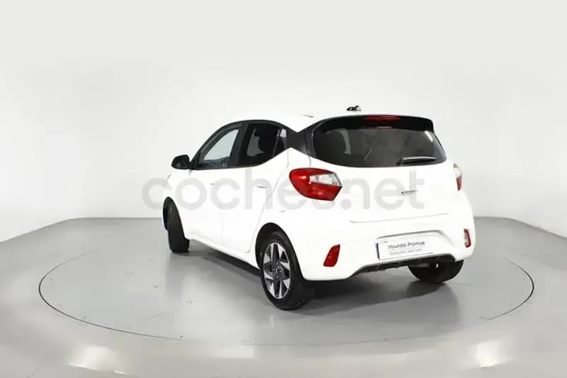 Usado Hyundai i10 63 CV (46 kW) 2025 Blanco Utilitario