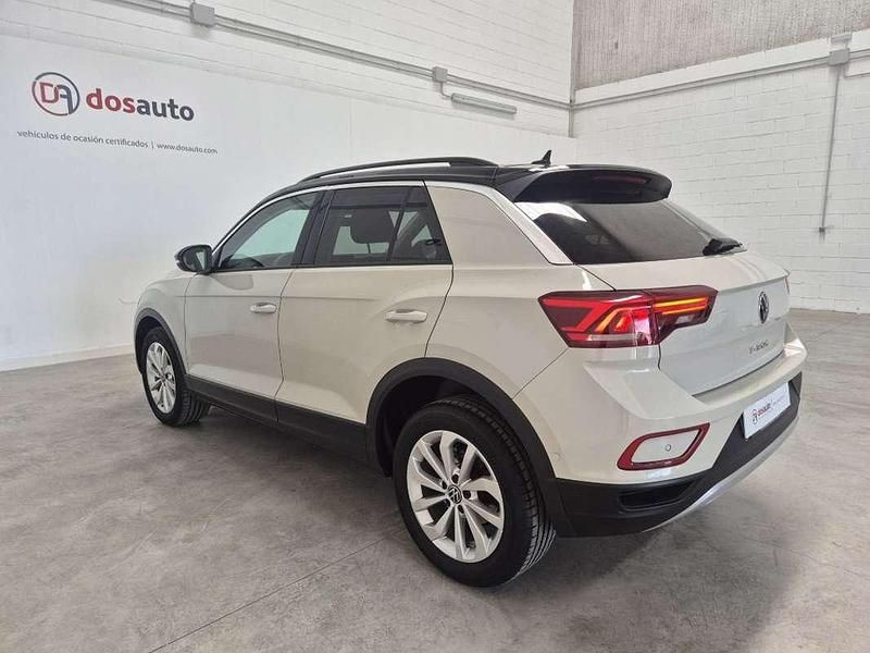 Usado VW T-Roc Life 110 CV (80 kW) 2023 Blanco SUV
