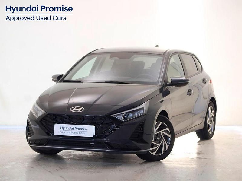 Gris Usado 2024 Hyundai i20 Utilitario | 15.500 € (Precio justo) - Imagen 1/4