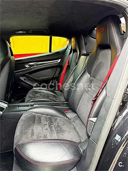 Usado Porsche Panamera 430 CV (316 kW) 2013 Negro Utilitario