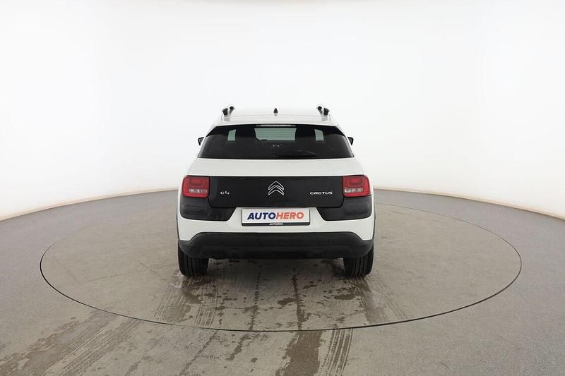 Usado Citroën C4 Feel 82 CV (60 kW) 2016 Blanco SUV