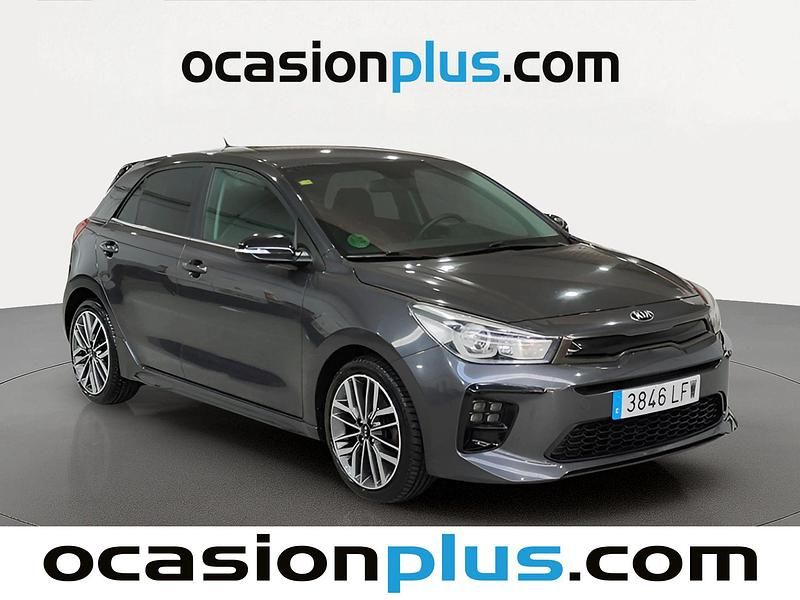 Usado Kia Rio GT-Line 84 CV (61 kW) 2020 Gris Utilitario