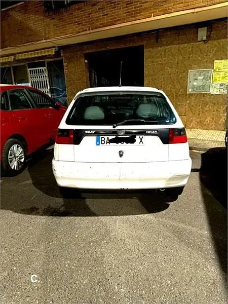 Usado Seat Ibiza 64 CV (47 kW) 1997 Blanco Utilitario