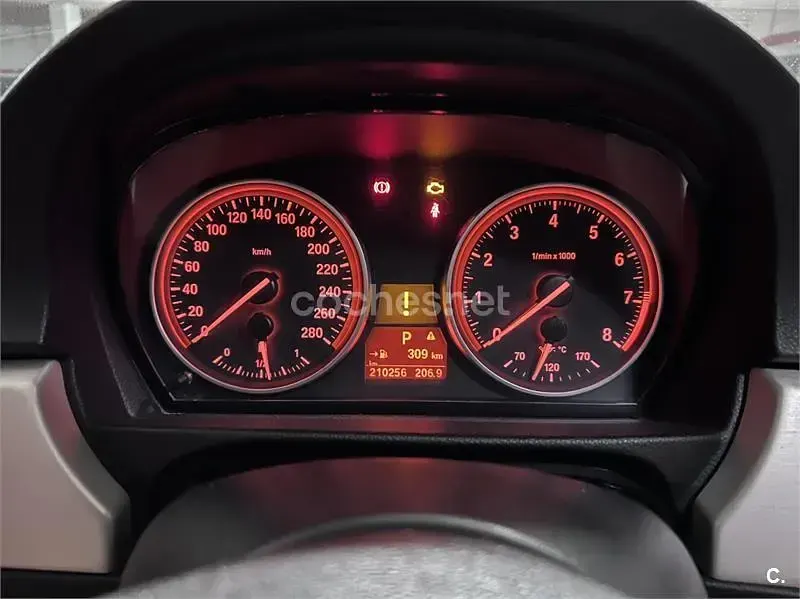 Usado BMW 325 218 CV (160 kW) 2006 Negro Coupe