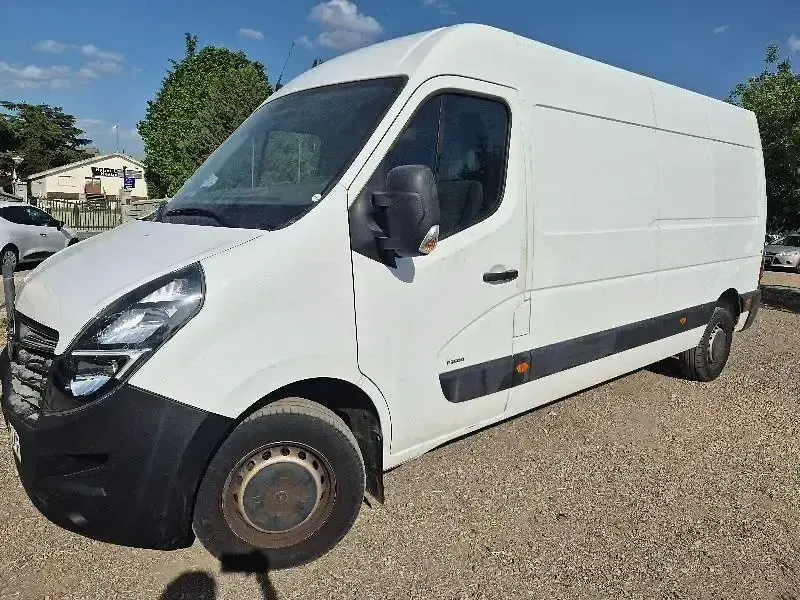 Usado Opel Movano 136 CV (100 kW) 2020 Blanco Berlina
