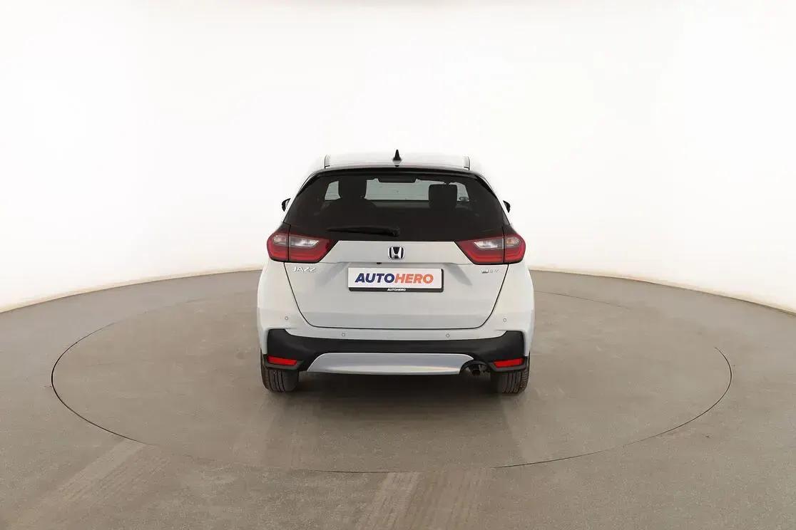 Usado Honda Jazz Advance 122 CV (89 kW) 2024 Plata Utilitario