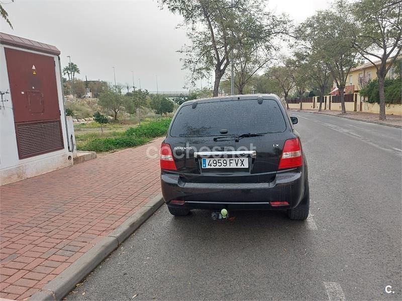 Usado Kia Sorento Active 170 CV (125 kW) 2007 Negro SUV