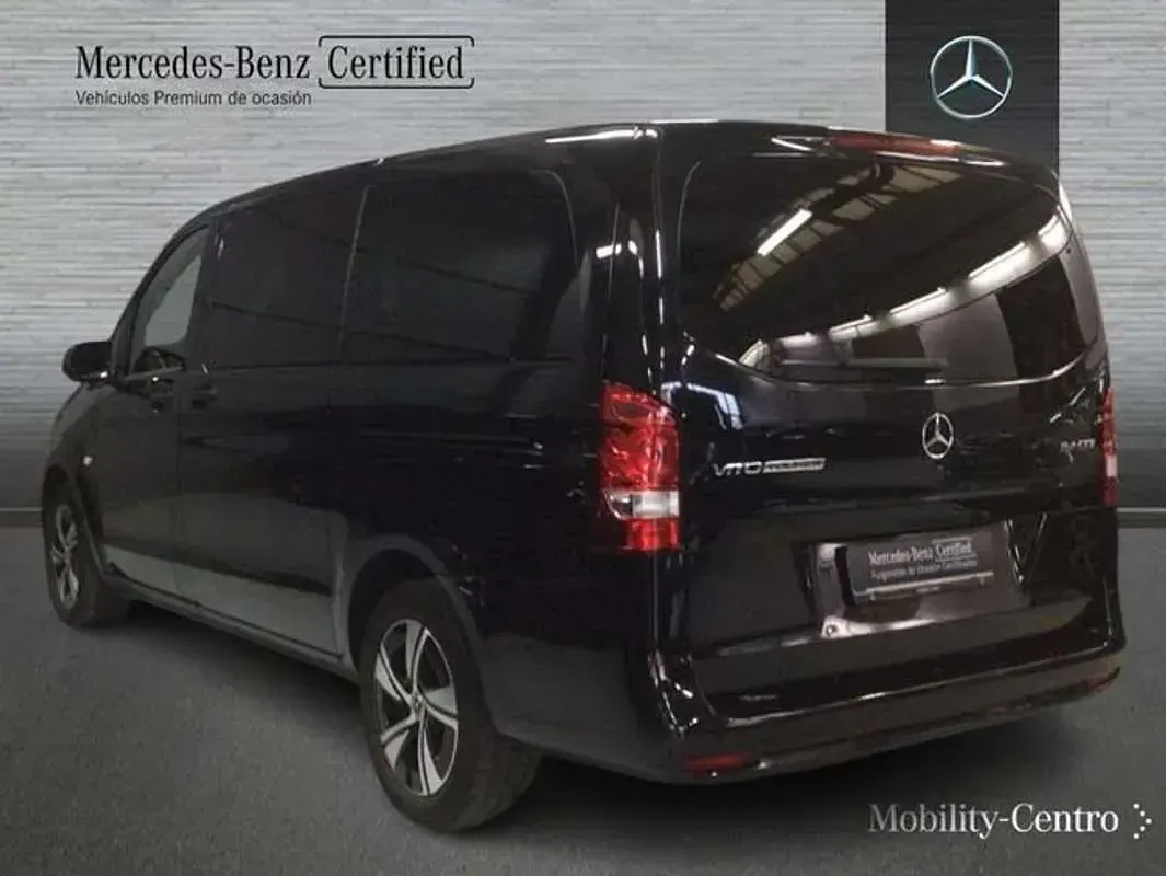 Usado Mercedes Vito 136 CV (100 kW) 2024 Negro Van