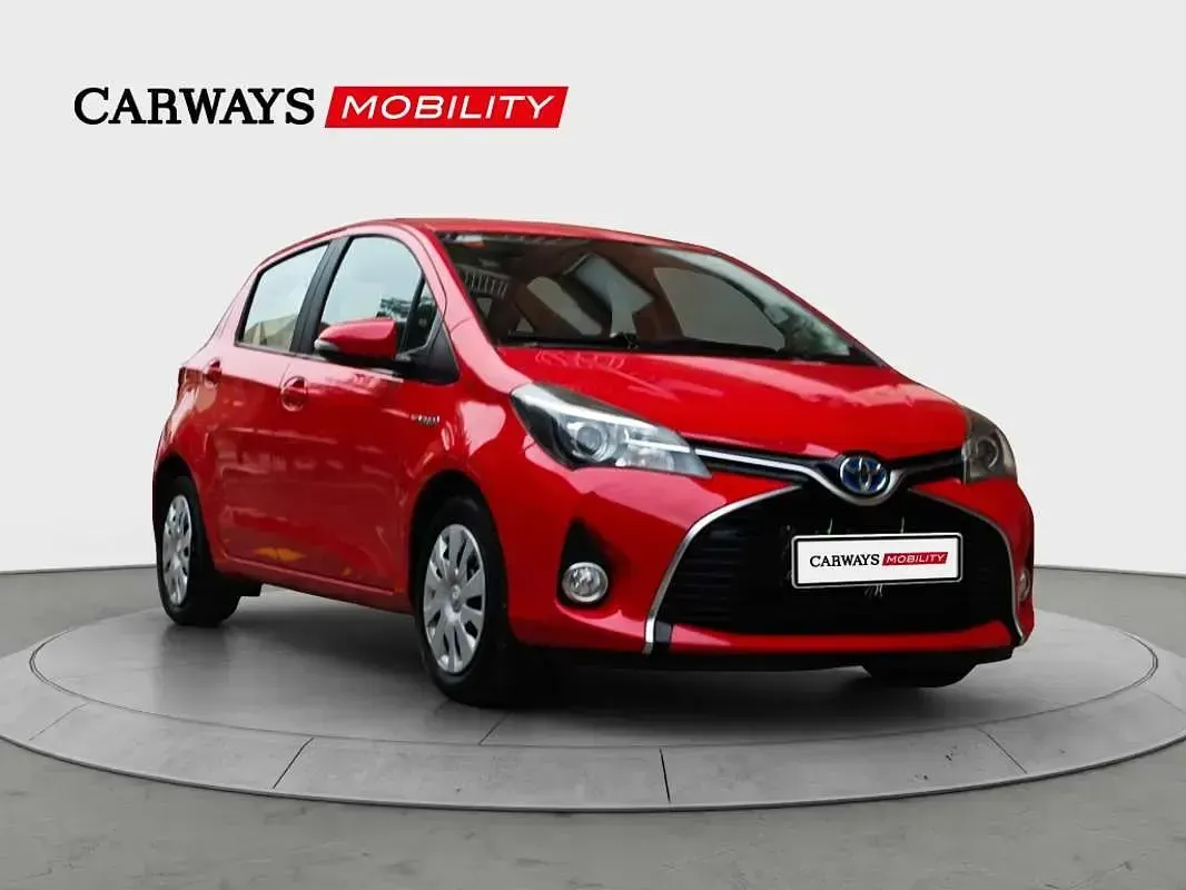 Usado Toyota Yaris Hybrid Advance 99 CV (72 kW) 2015 Utilitario
