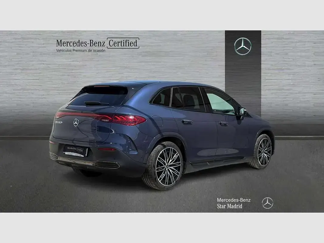 Usado Mercedes EQE350 AMG 235 kW (320 CV) 2025 Azul SUV