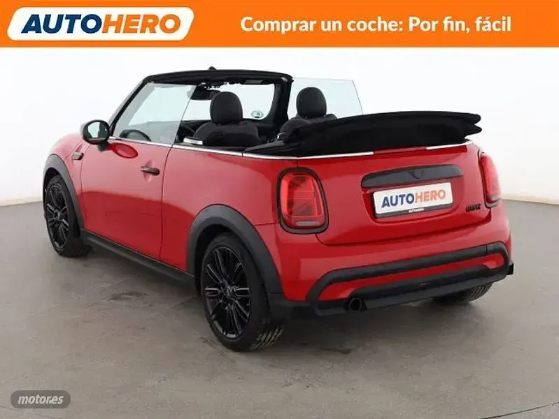 Usado Mini Cooper Cabriolet 136 CV (100 kW) 2022 Rojo Descapotable