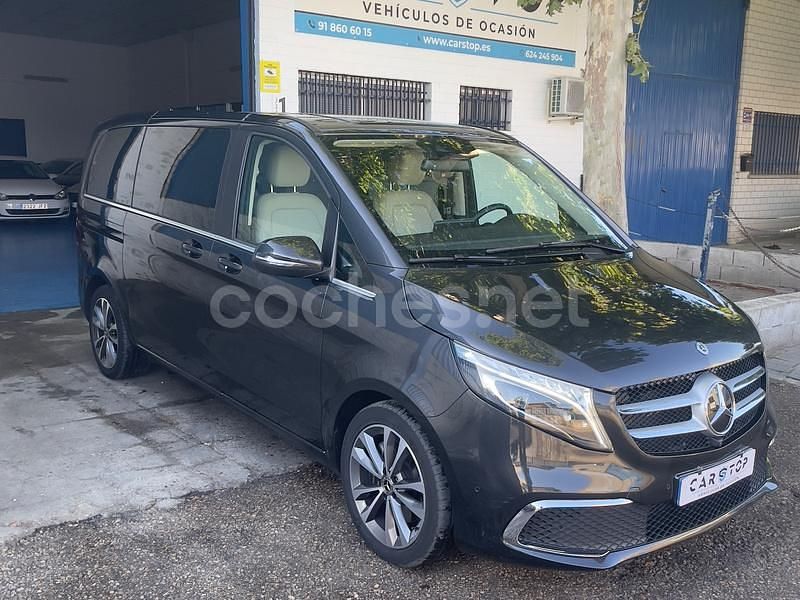 Gris / plata Usado 2022 Mercedes V300 Avantgarde Monovolumen | 67.500 € (Precio justo) - Imagen 1/4