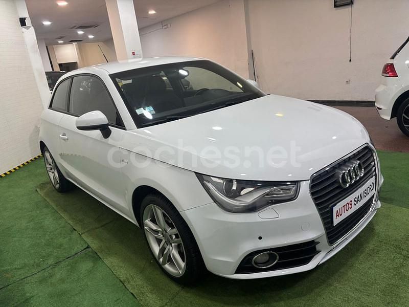 Usado Audi A1 Ambition 86 CV (63 kW) 2012 Blanco Berlina