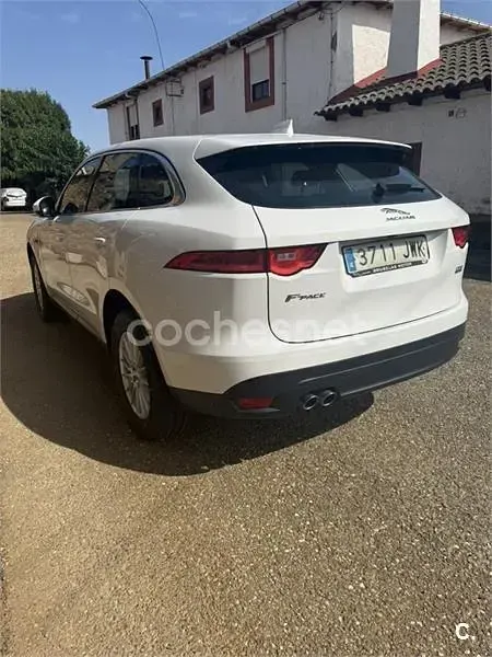 Usado Jaguar F-Pace Portfolio 180 CV (132 kW) 2017 Blanco SUV