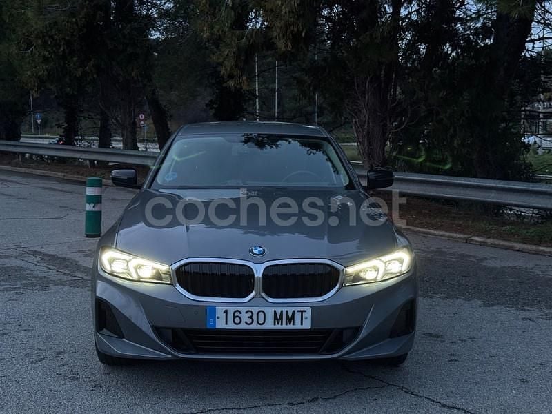 Gris / plata Usado 2024 BMW 318 Berlina | 28.500 € (Super precio) - Imagen 1/4