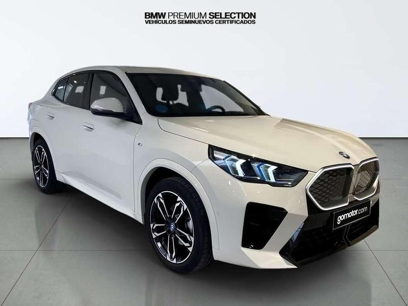 Usado BMW iX2 M Sport 150 kW (204 CV) 2025 SUV