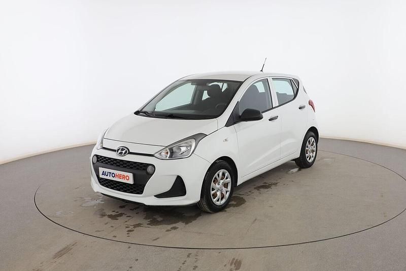 Blanco Usado 2017 Hyundai i10 Utilitario | 9299 € (Precio justo) - Imagen 1/3