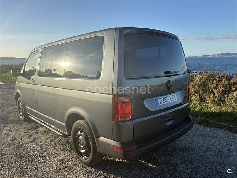 Usado VW Caravelle 150 CV (110 kW) 2022 Gris / plata Monovolumen