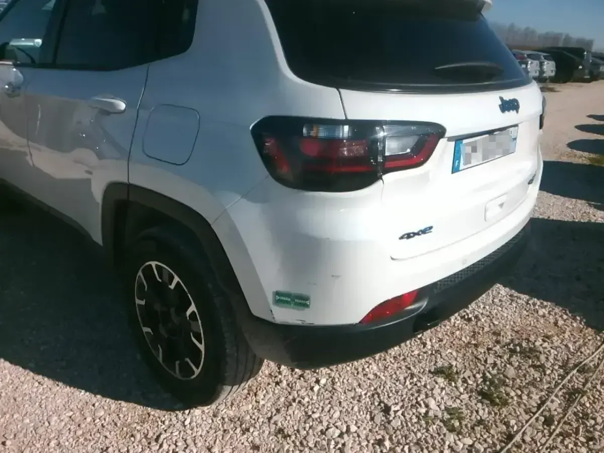 Usado Jeep Compass Limited 240 CV (176 kW) 2023 Blanco SUV