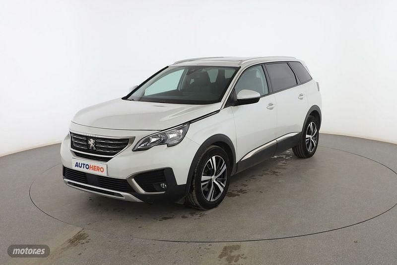 Blanco Usado 2018 Peugeot 5008 Allure Monovolumen | 13.999 € (Super precio) - Imagen 1/3