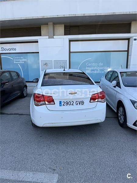 Usado Chevrolet Cruze LS 125 CV (91 kW) 2010 Blanco Berlina