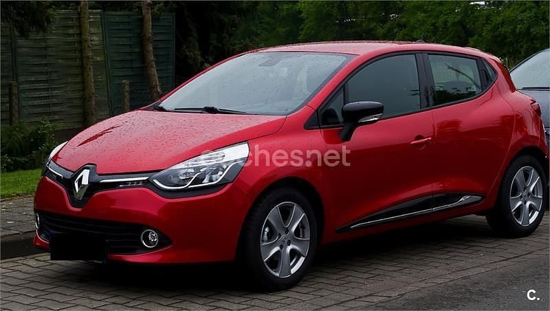 Rojo Usado 2015 Renault Clio IV Dynamique Berlina | 7000 € (Buen precio) - Imagen 1/1