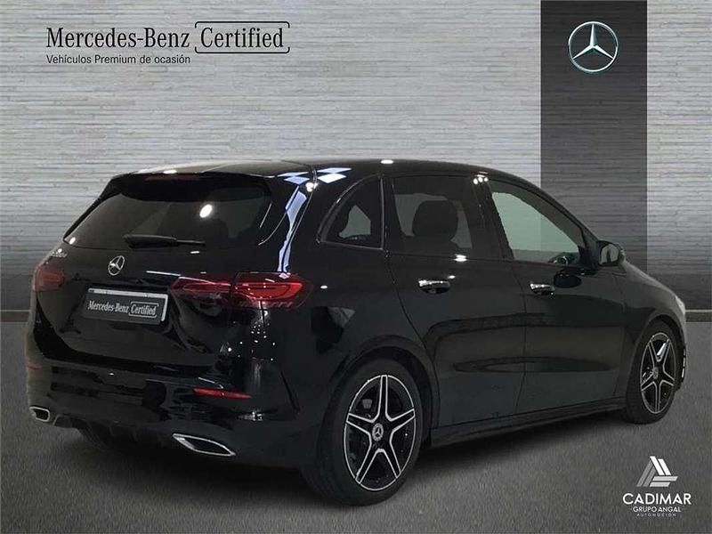 Usado Mercedes B200 150 CV (110 kW) 2023 Monovolumen