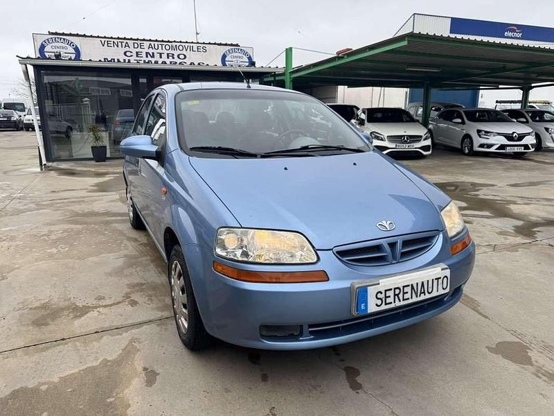 Azul Usado 2004 Chevrolet Kalos Utilitario | 2300 € (Precio justo) - Imagen 1/4