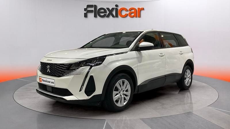Używany Peugeot 5008 Allure 131 KM (96 kW) 2021 Biały SUV