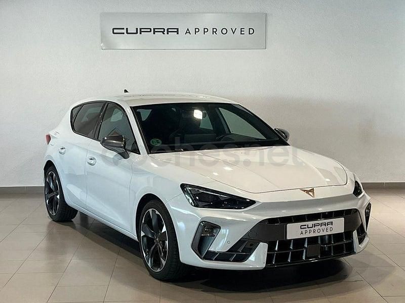 Usado Cupra Leon 150 CV (110 kW) 2024 Blanco Berlina